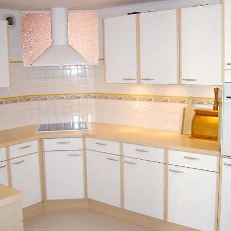Apartment Charmant Marseillan: Cozy With Shared Pool