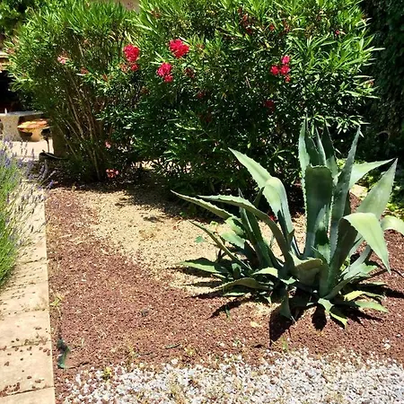 Charmant Marseillan: Cozy With Shared Pool * Marseillan (Herault)