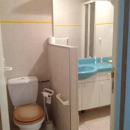 Apartment Charmant Marseillan: Cozy With Shared Pool *