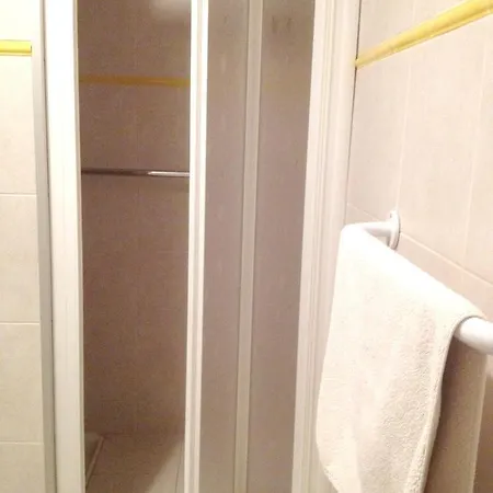 Apartment Charmant Marseillan: Cozy With Shared Pool